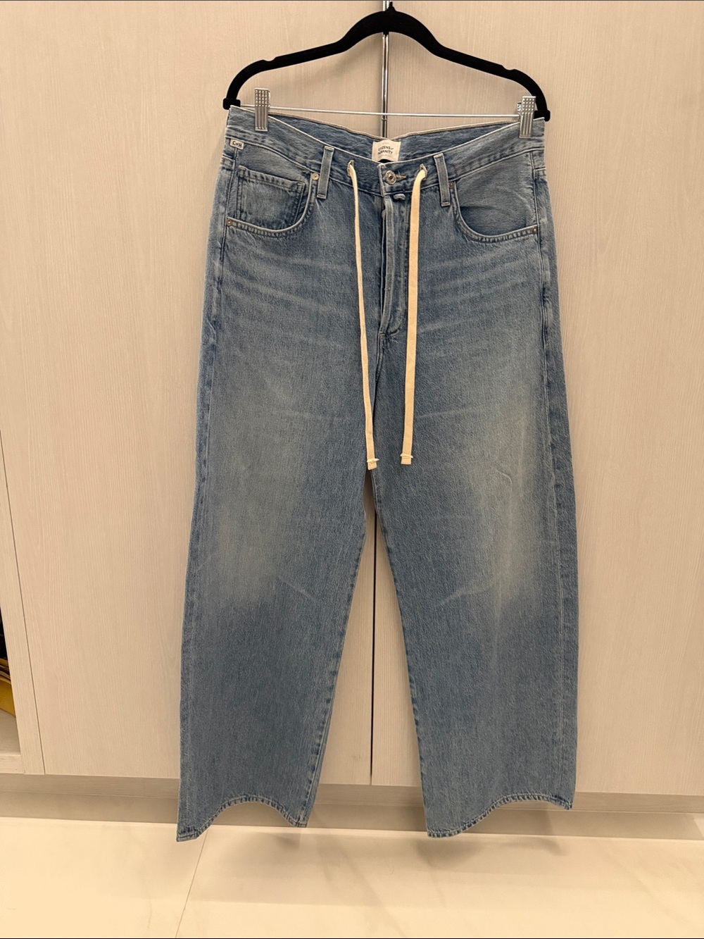 Light Blue Women’s Relaxed Straight Jeans